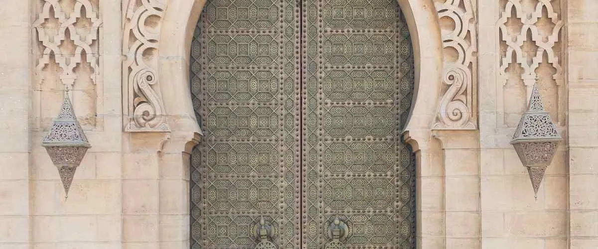 moroccan jali door design