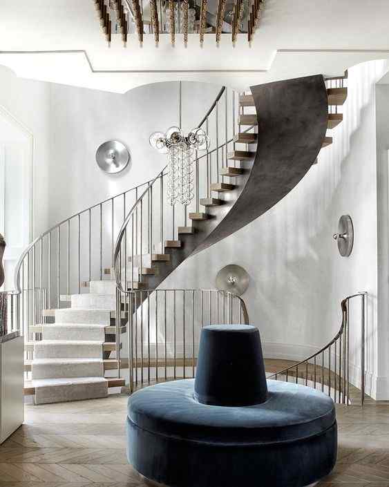  Round stairs designs