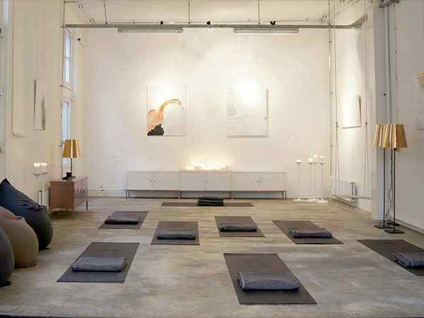 Yoga Room Designs: Relaxing Yoga Room Decoration Ideas 2024