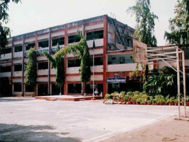 Schools in Powai