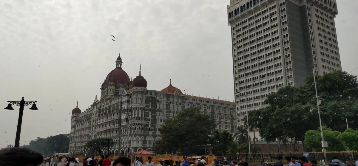 pali hill bandra posh area in mumbai