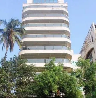 amir khan house in bandra