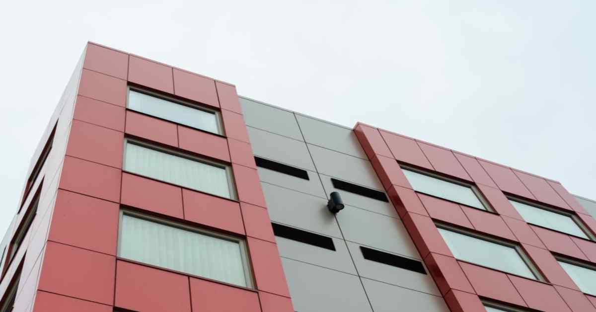 red exterior for commercial building