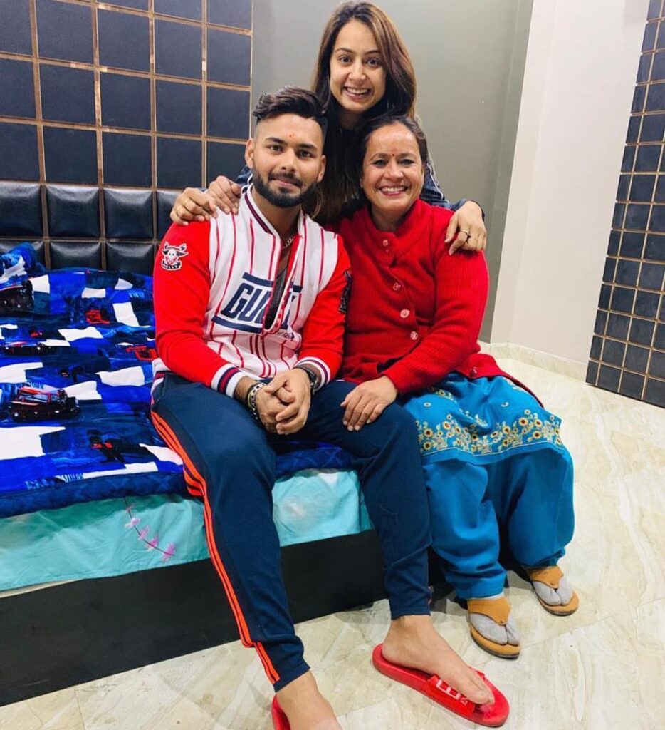 rishabh pant luxury bedroom at roorkee