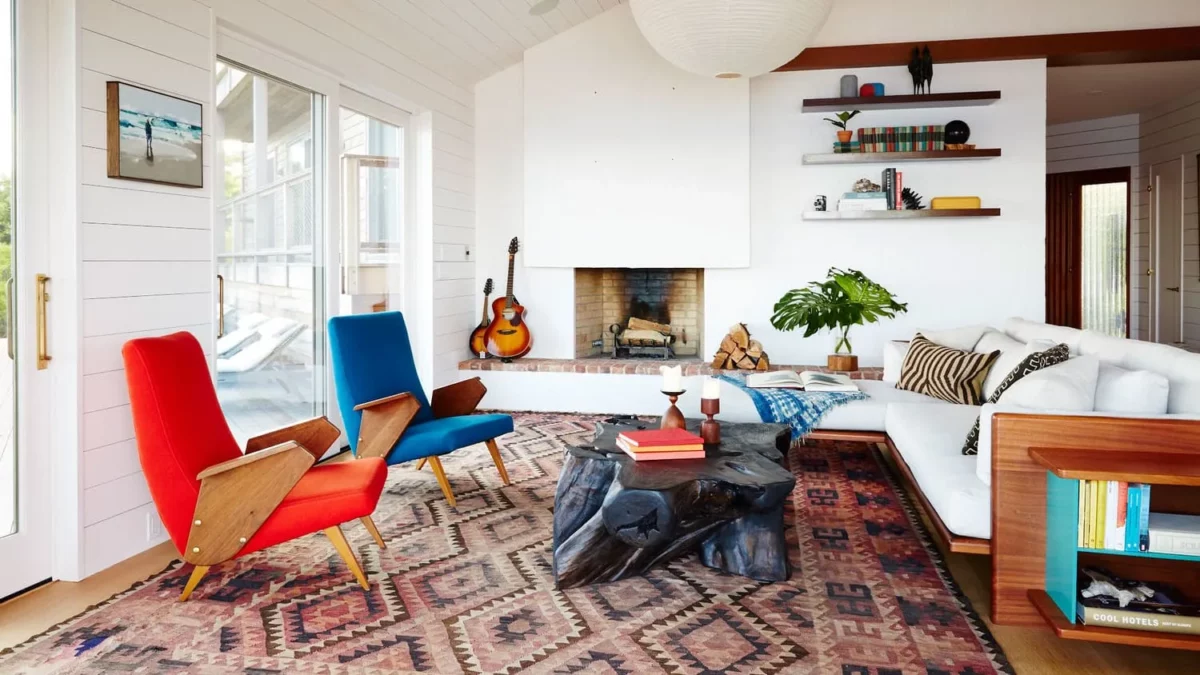 red white and blue colour combination for sitting room