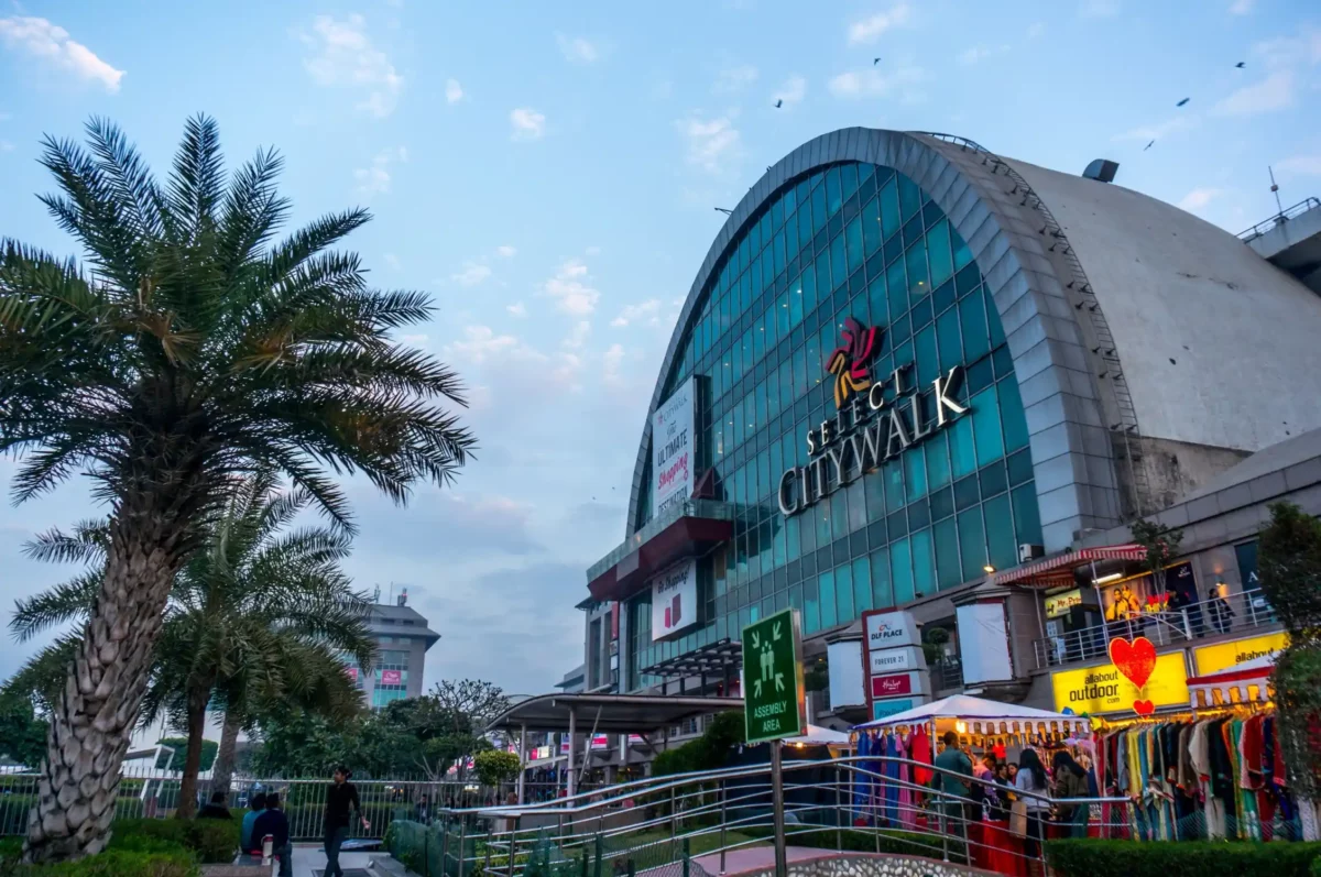 select city walk delhi the biggest mall in india